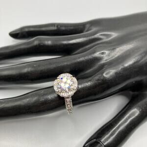 Vintage 925 CZ Ring 7.2 grams Size 6.5